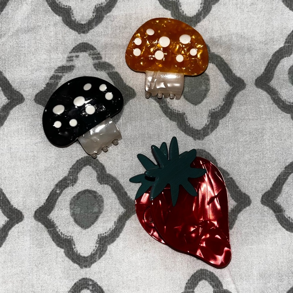 Colorful assortment of Hair Clips
